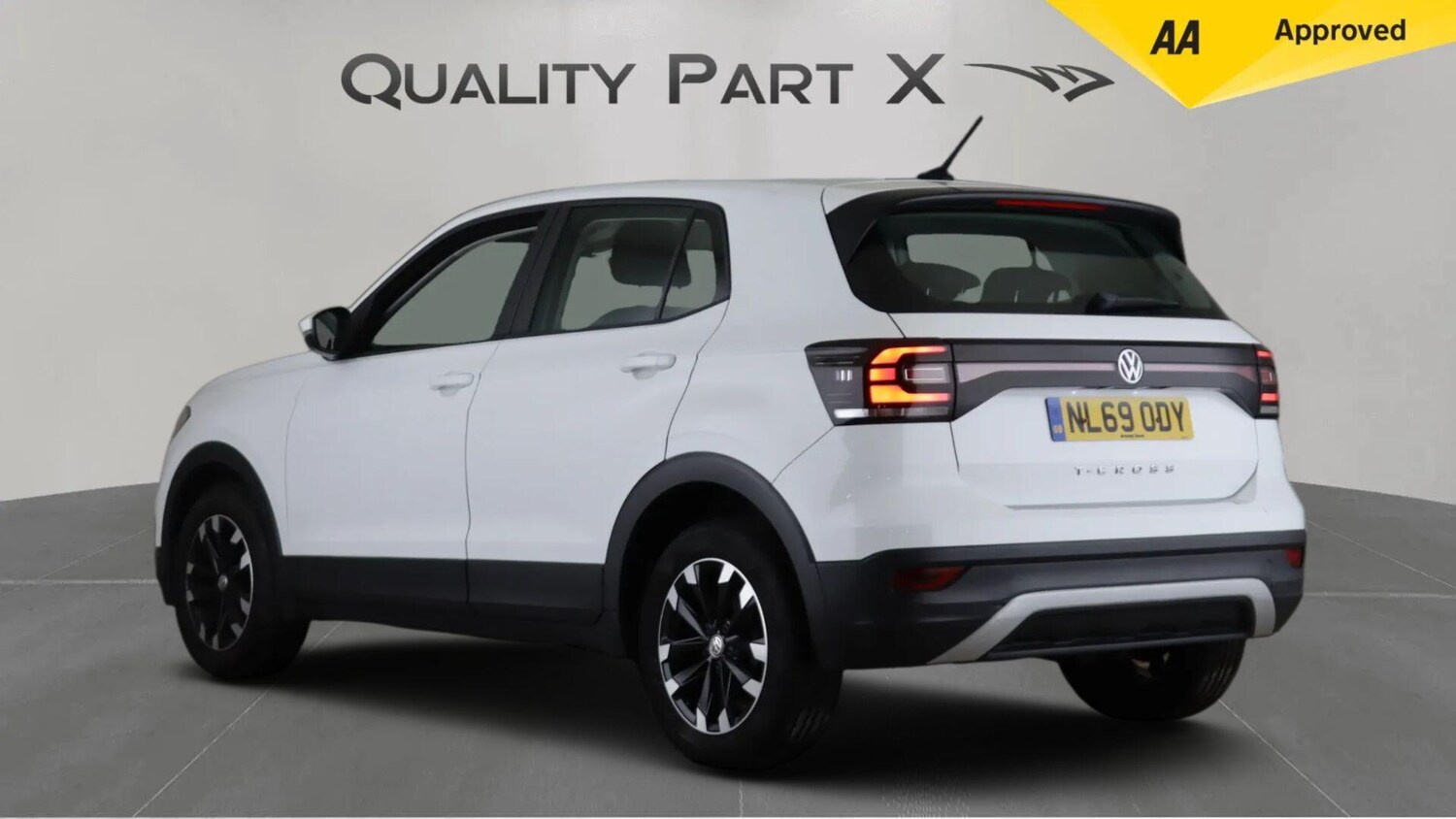 Used Volkswagen T-Cross 2019 for sale - 76137288: Photo 6