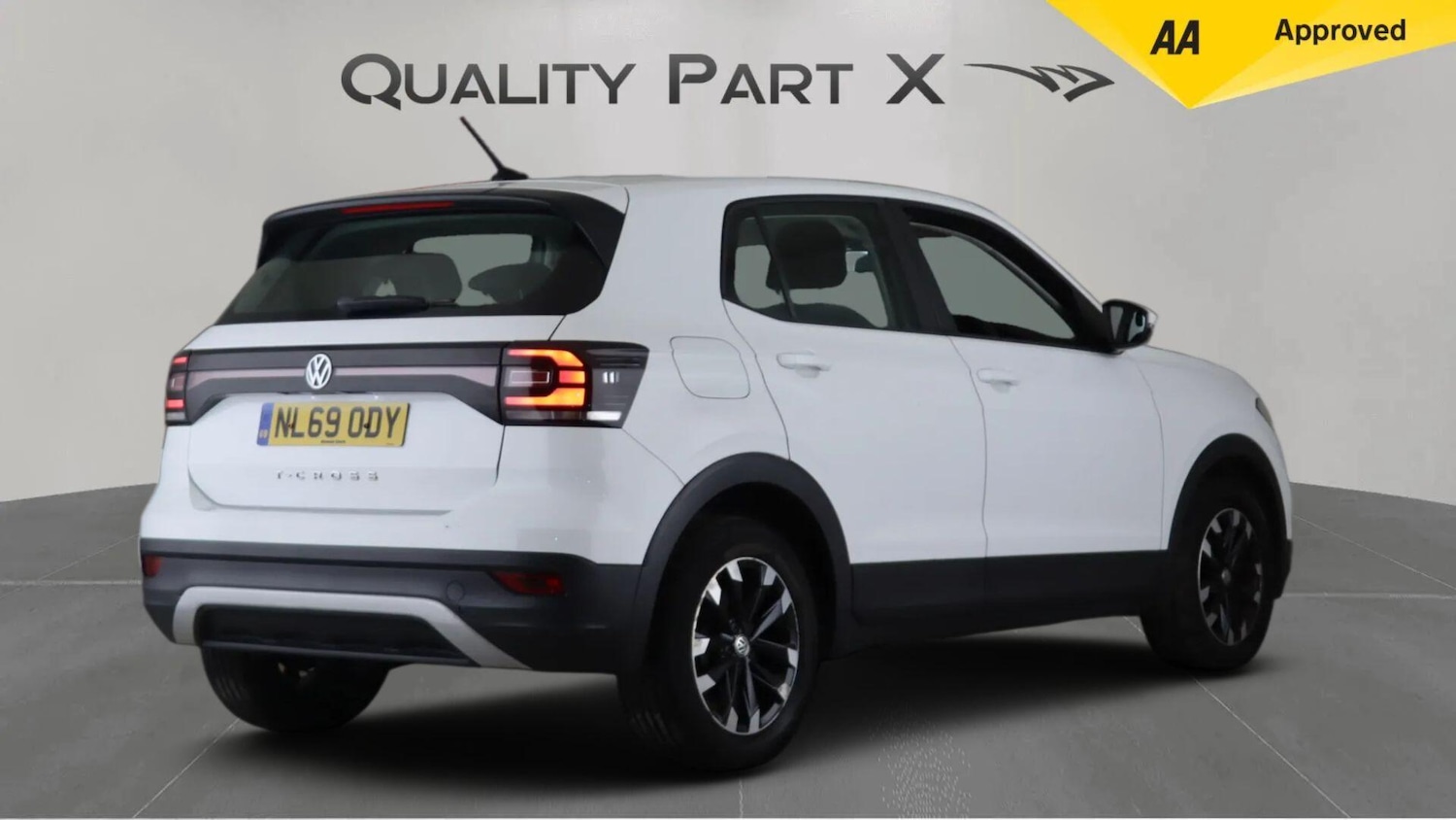 Used Volkswagen T-Cross 2019 for sale - 76137288: Photo 7
