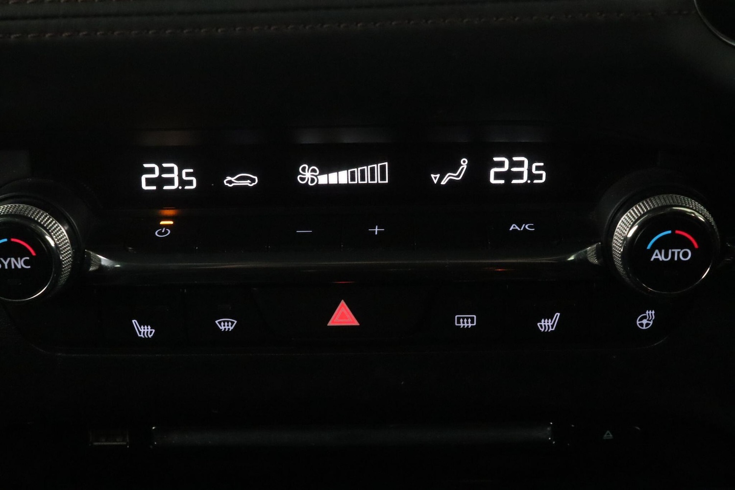 Used Mazda Mazda3 2020 for sale - 76283954: Photo 24