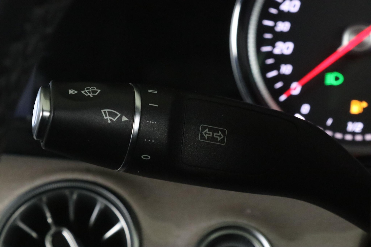 Used Mercedes-Benz E Class for sale - 77279866: Photo 24