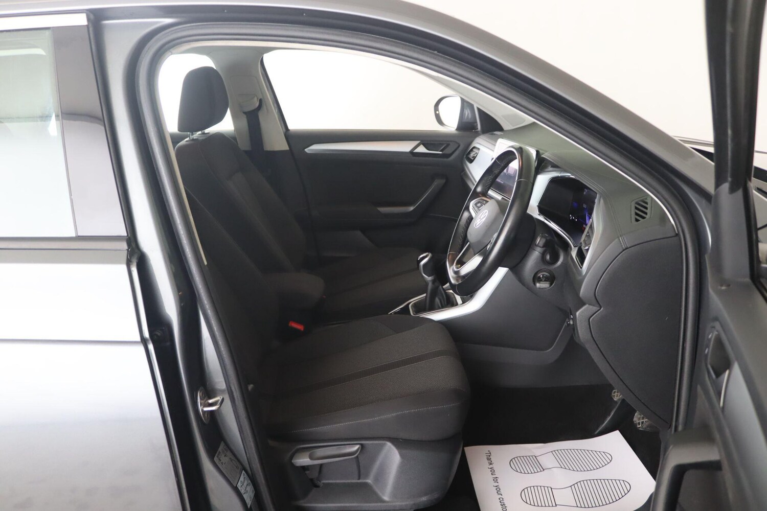 Used Volkswagen T-Roc 2024 for sale - 76213907: Photo 14