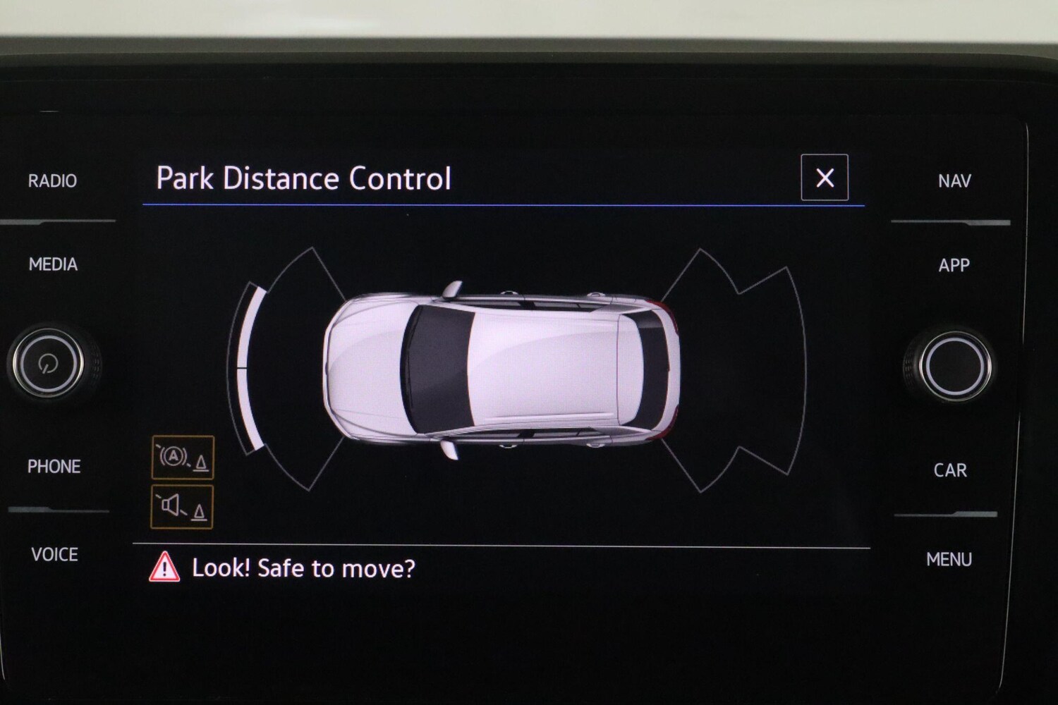 Used Volkswagen T-Roc 2024 for sale - 76213907: Photo 33