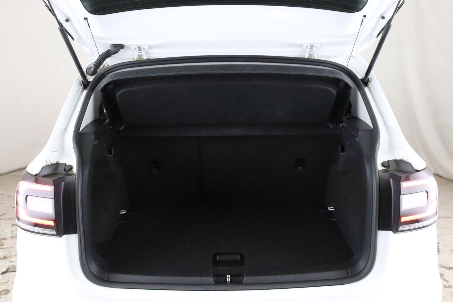 Used Volkswagen T-Cross 2020 for sale - 75927390: Photo 13