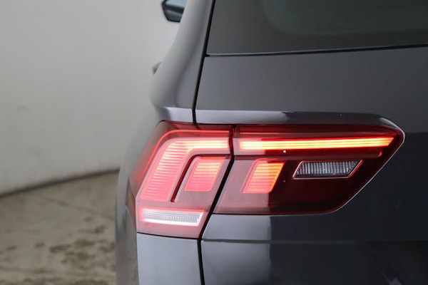 Used Volkswagen Tiguan 2022 for sale - 75601516: Photo 9