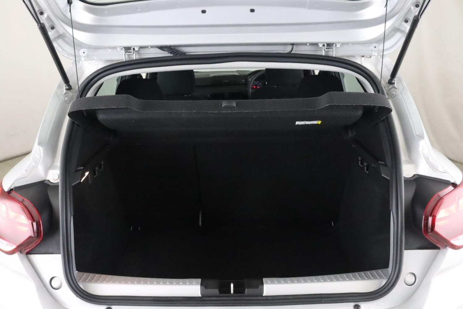 Used Dacia Sandero 2022 for sale - 76360399: Photo 13