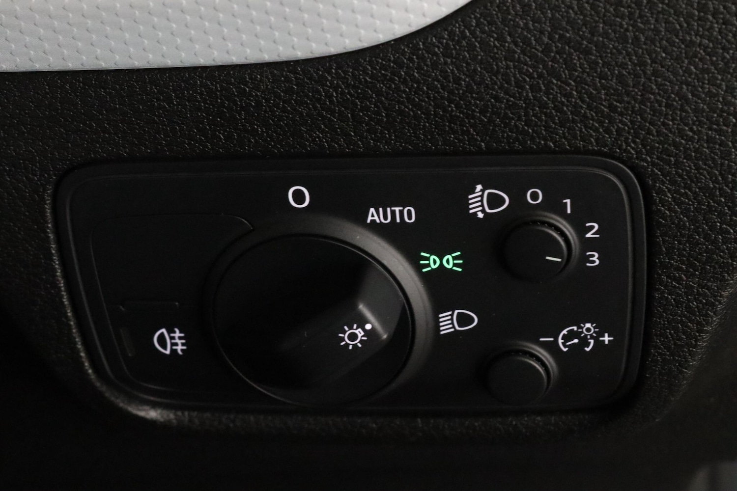 Used Audi Q2 2020 for sale - 75927184: Photo 19