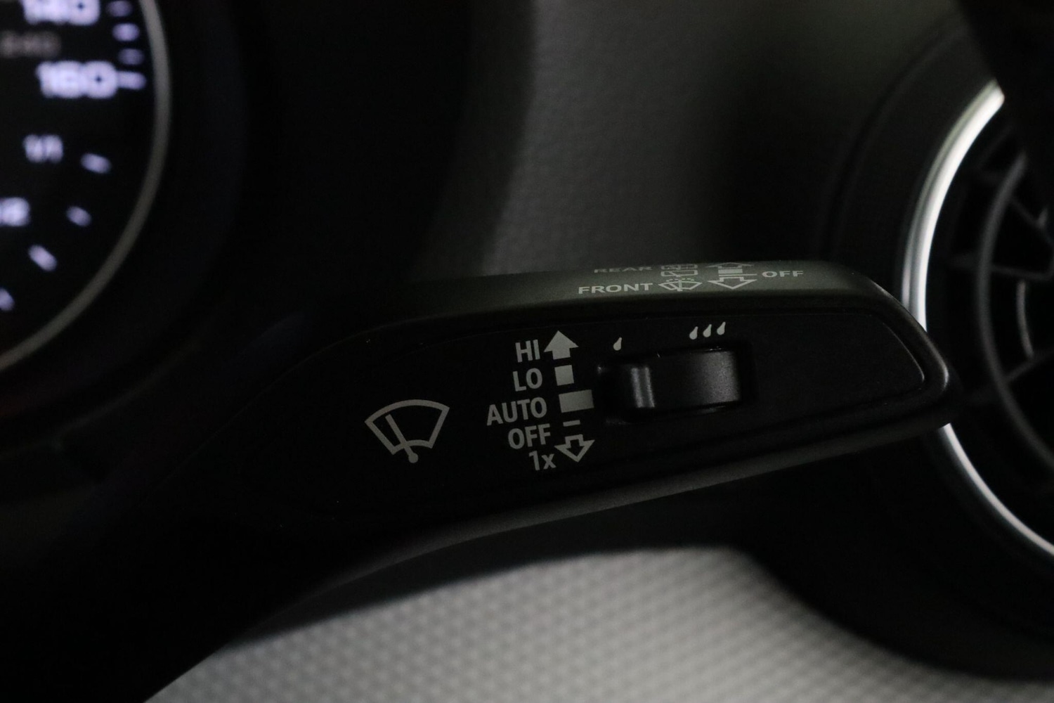 Used Audi Q2 2020 for sale - 75927184: Photo 21