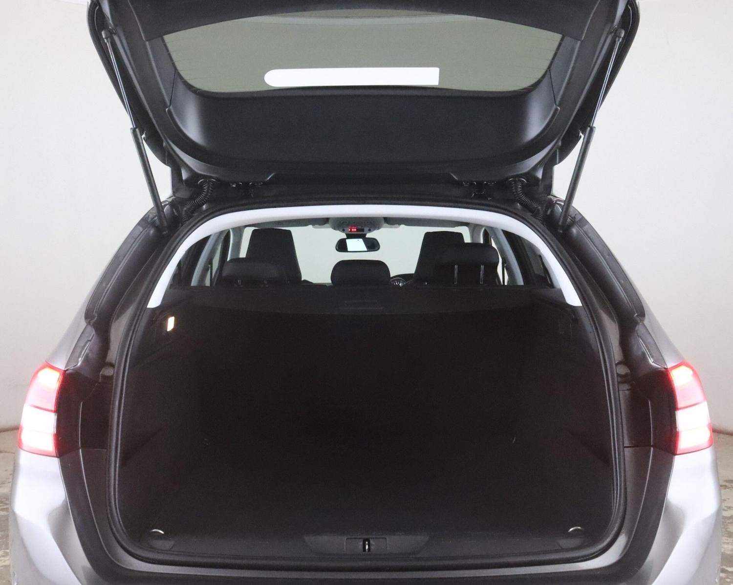 Used Peugeot 308 SW 2020 for sale - 77155919: Photo 13