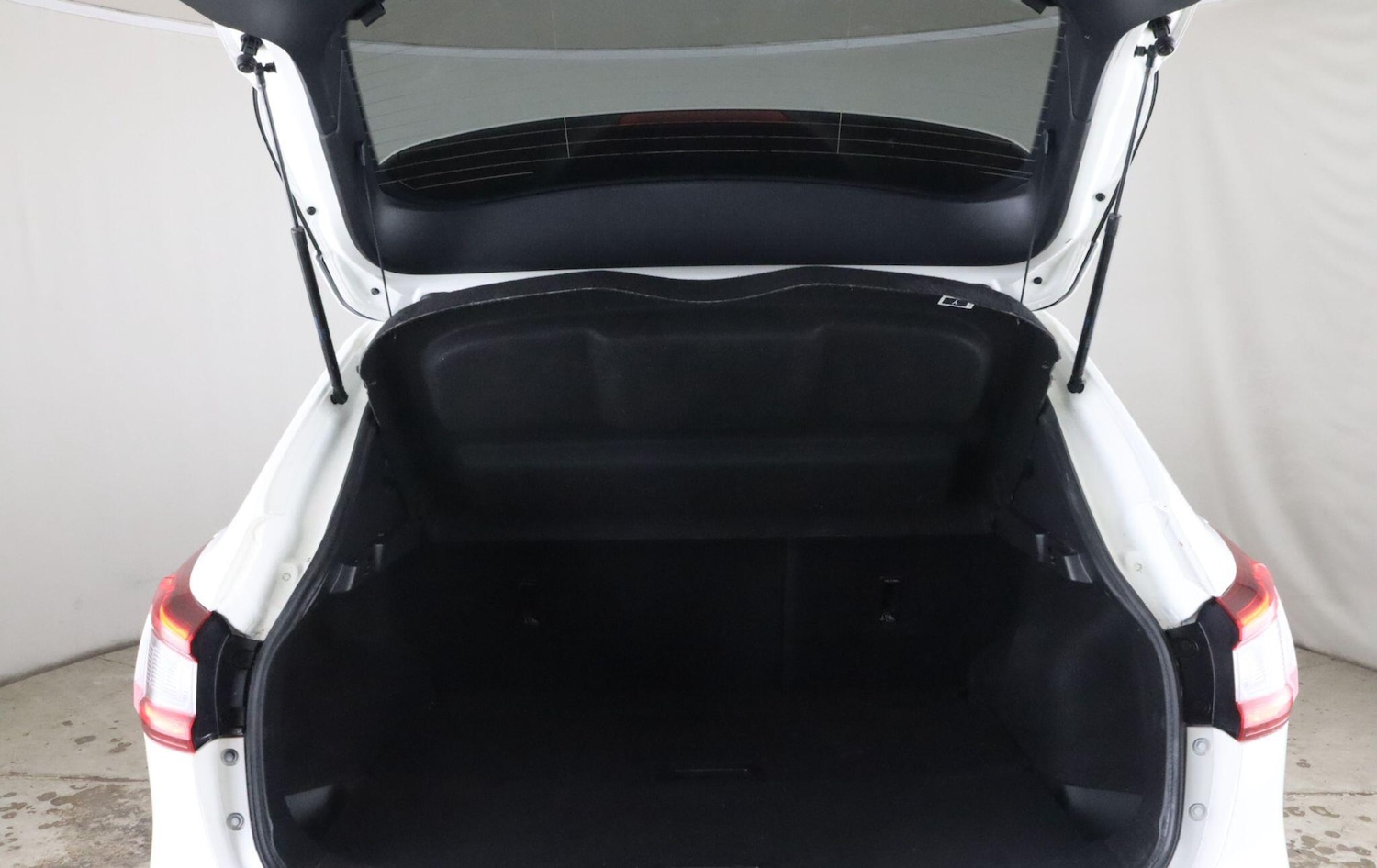 Used Nissan Qashqai 2019 for sale - 76361244: Photo 13