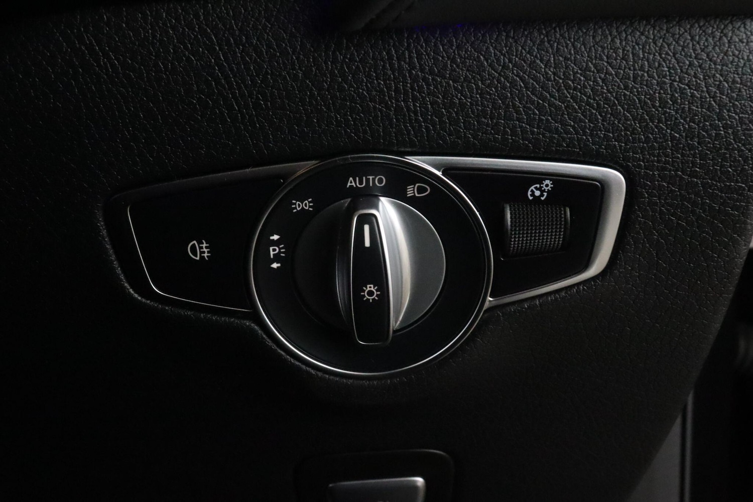 Used Mercedes-Benz EQC 2020 for sale - 77441072: Photo 18