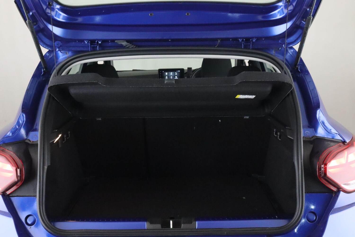 Used Dacia Sandero Stepway 2024 for sale - 76619827: Photo 13