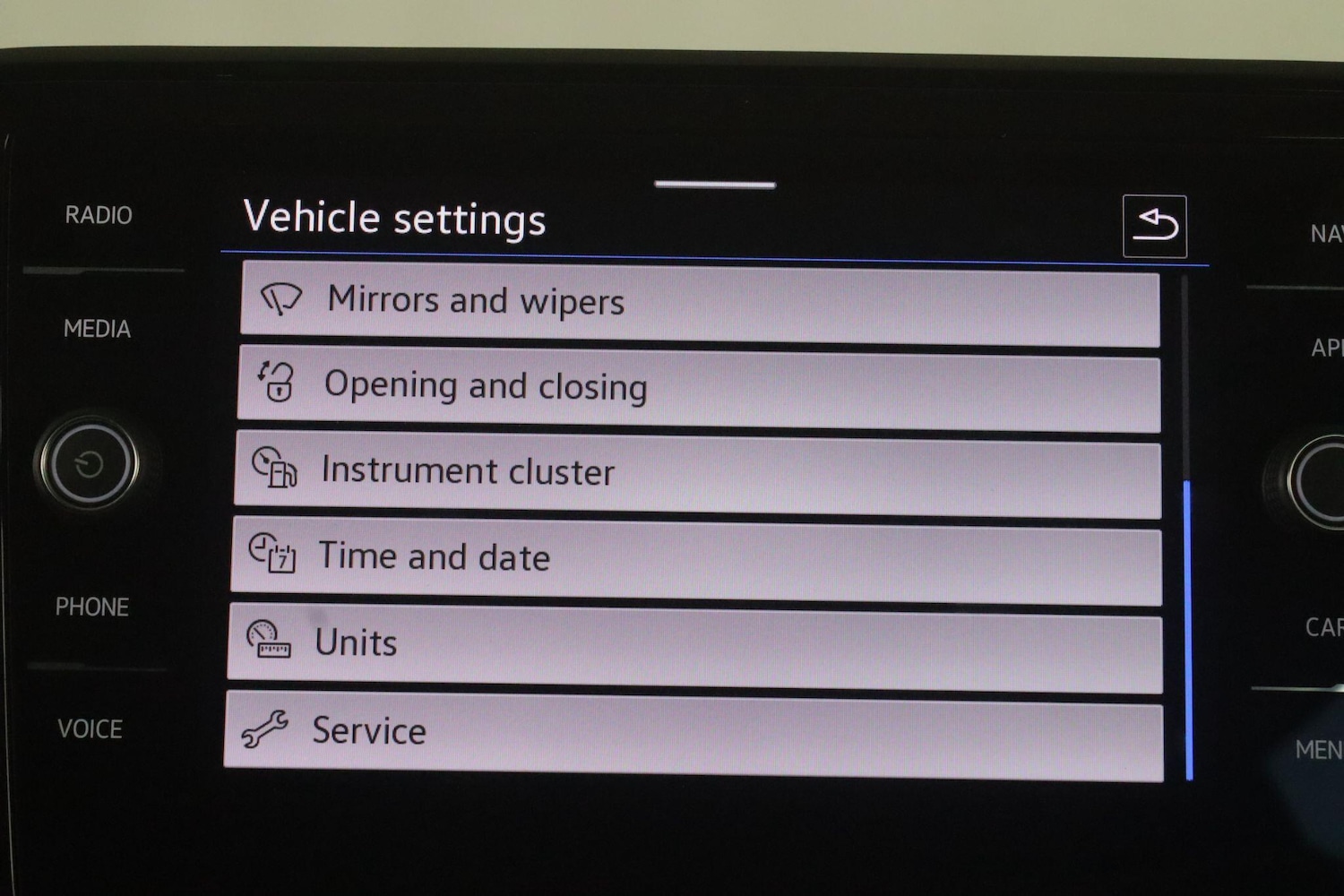 Used Volkswagen T-Roc 2022 for sale - 77203253: Photo 30