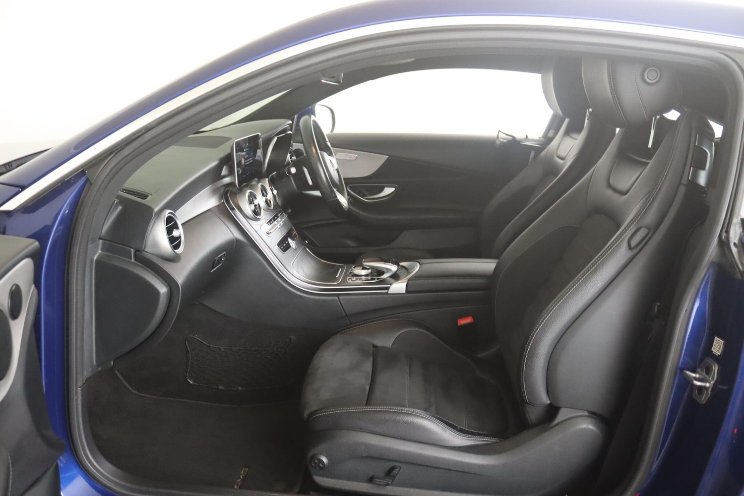 Used Mercedes-Benz C Class 2020 for sale - 77683517: Photo 10