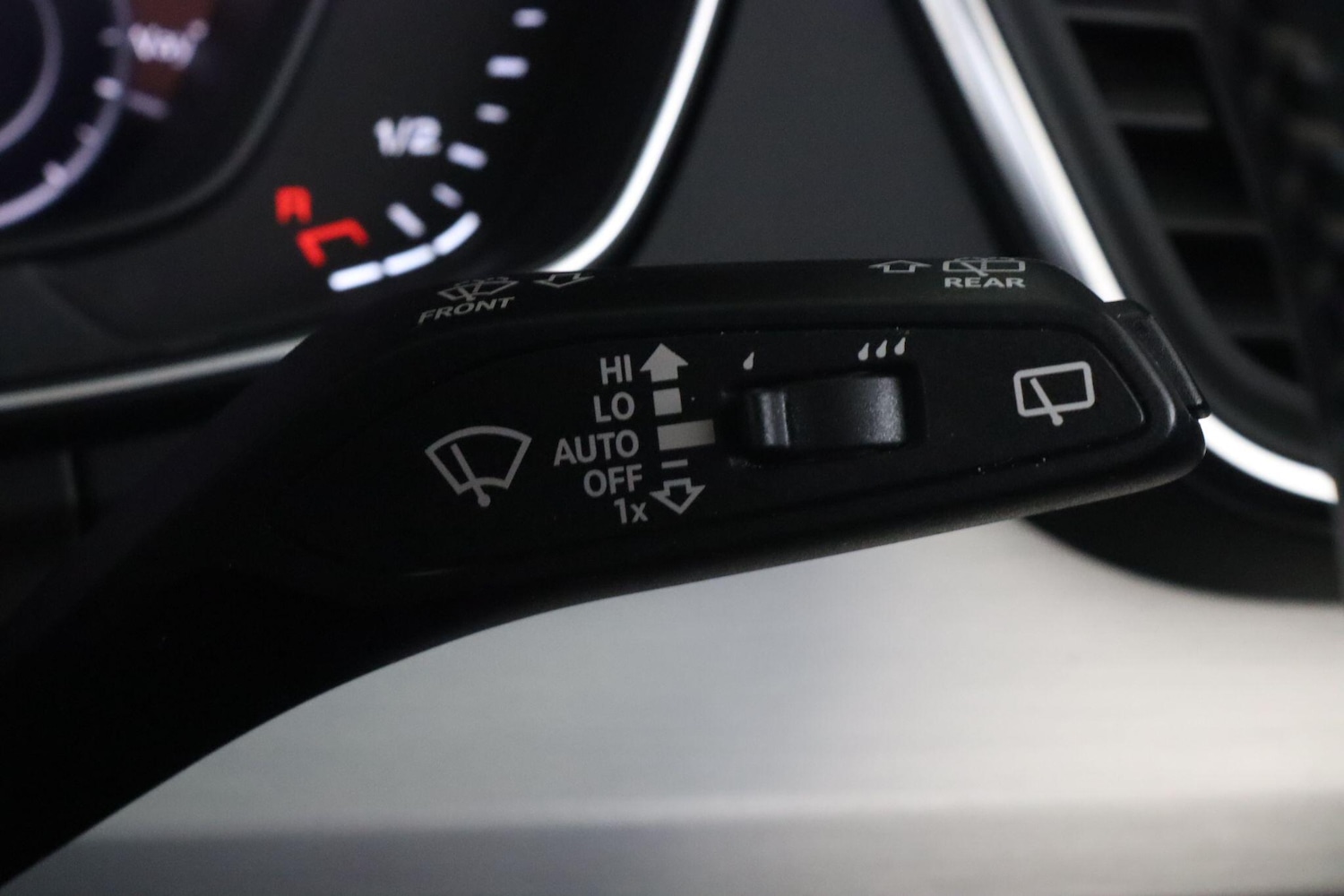 Used Audi Q5 2019 for sale - 76425782: Photo 23