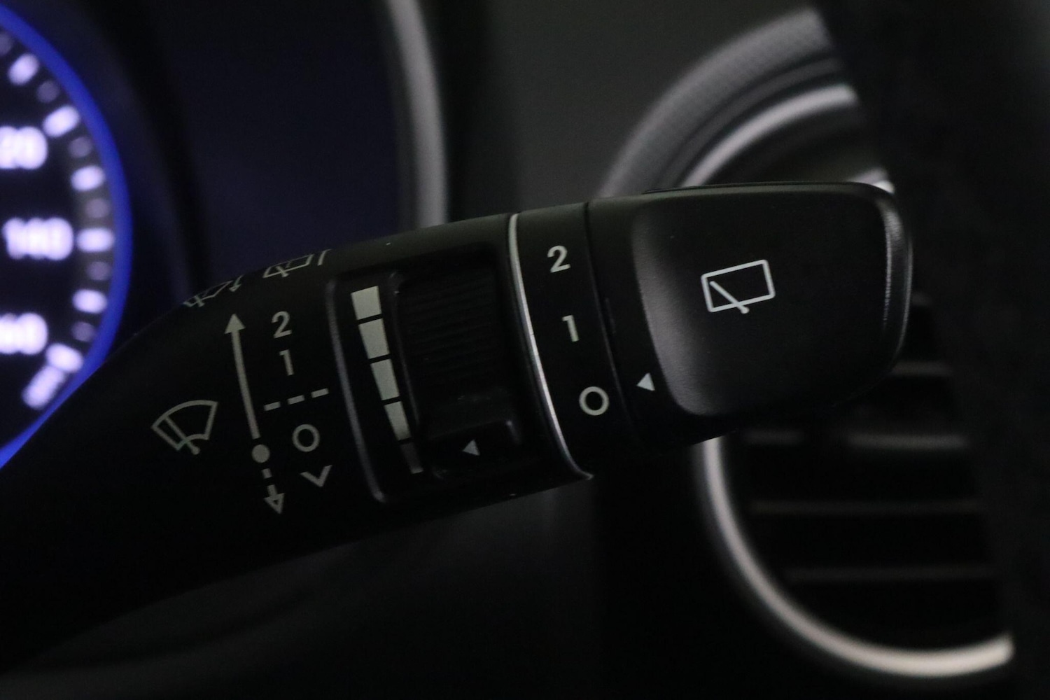 Used Hyundai KONA 2020 for sale - 76606919: Photo 19