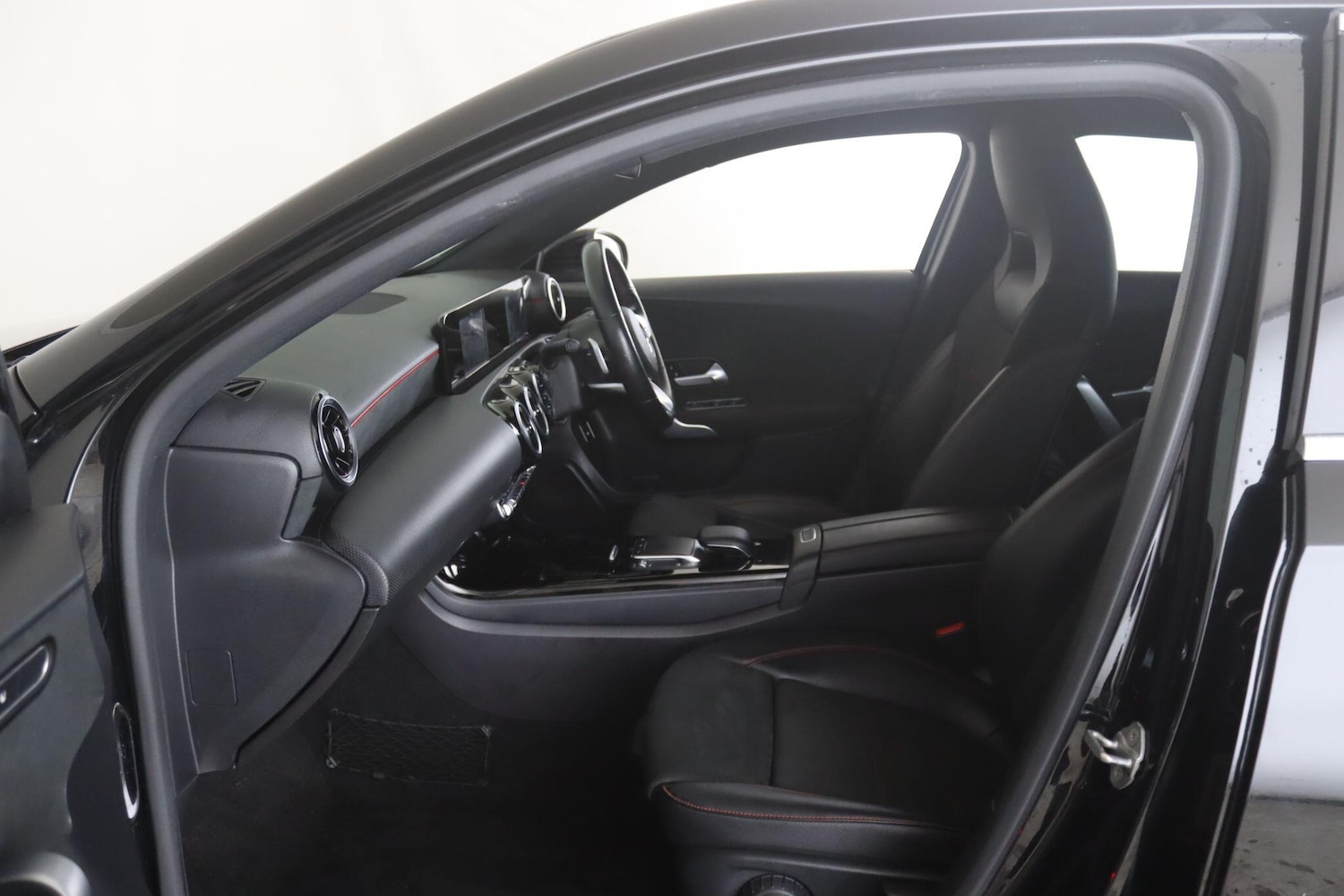 Used Mercedes-Benz A-Class 2020 for sale - 78170825: Photo 11