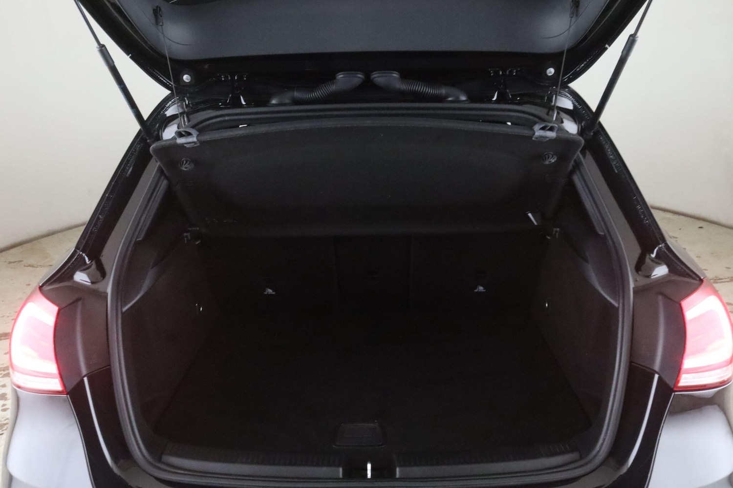 Used Mercedes-Benz A-Class 2020 for sale - 78170825: Photo 13