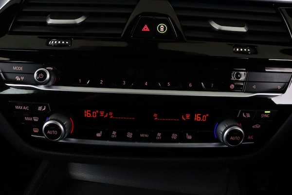 Used BMW 5 Series 2020 for sale - 76072913: Photo 24