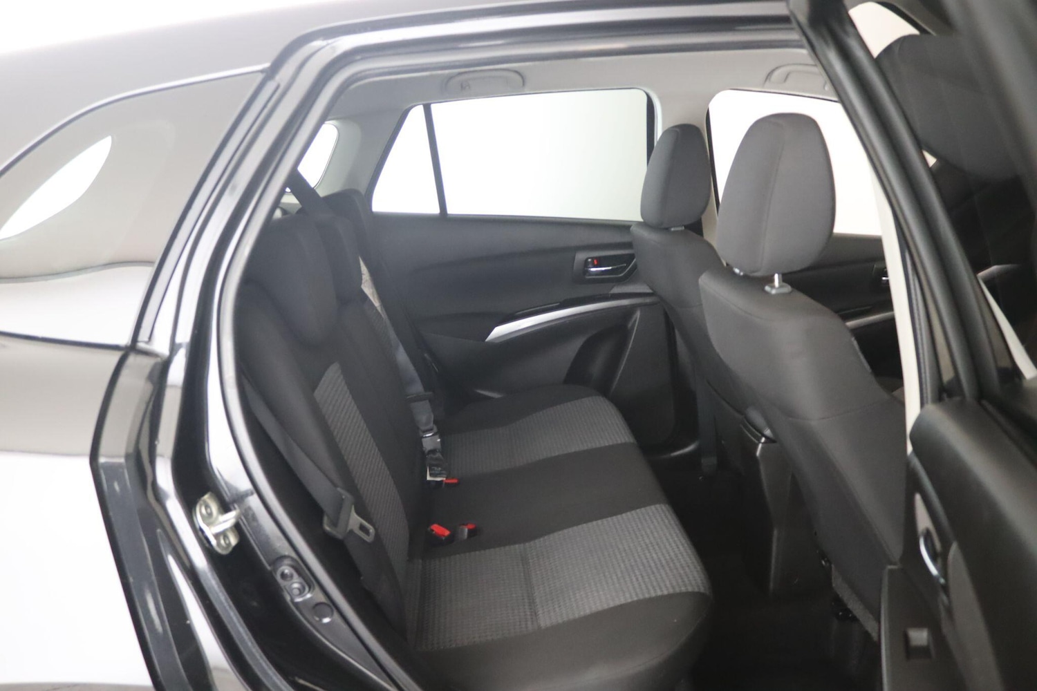 Used Suzuki SX4 S-Cross 2023 for sale - 76619779: Photo 14