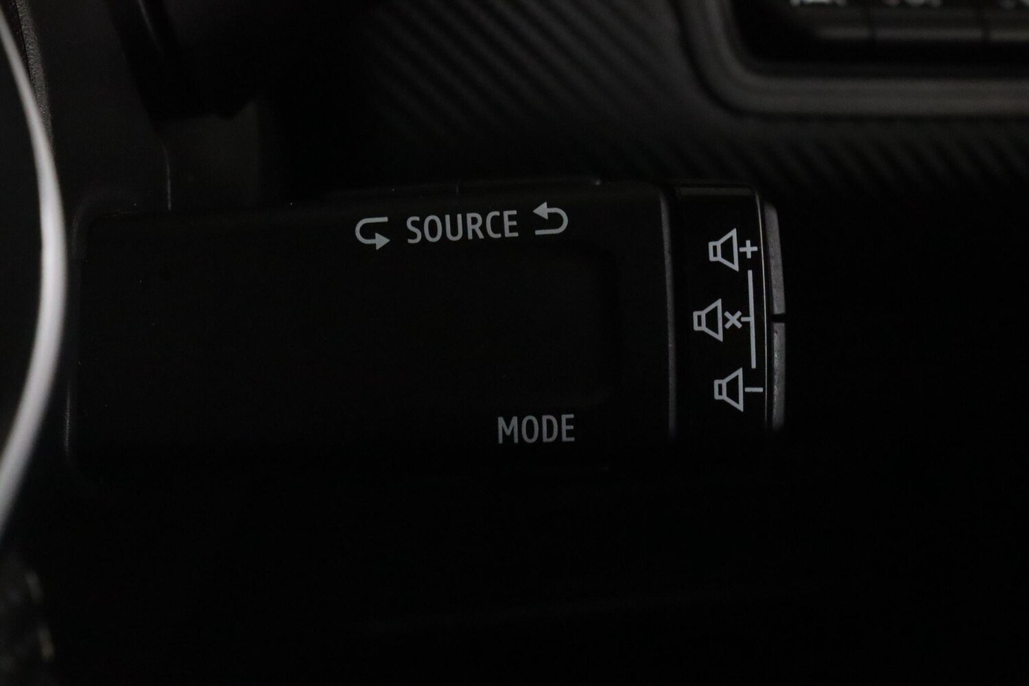 Used Renault Captur 2022 for sale - 76886730: Photo 22