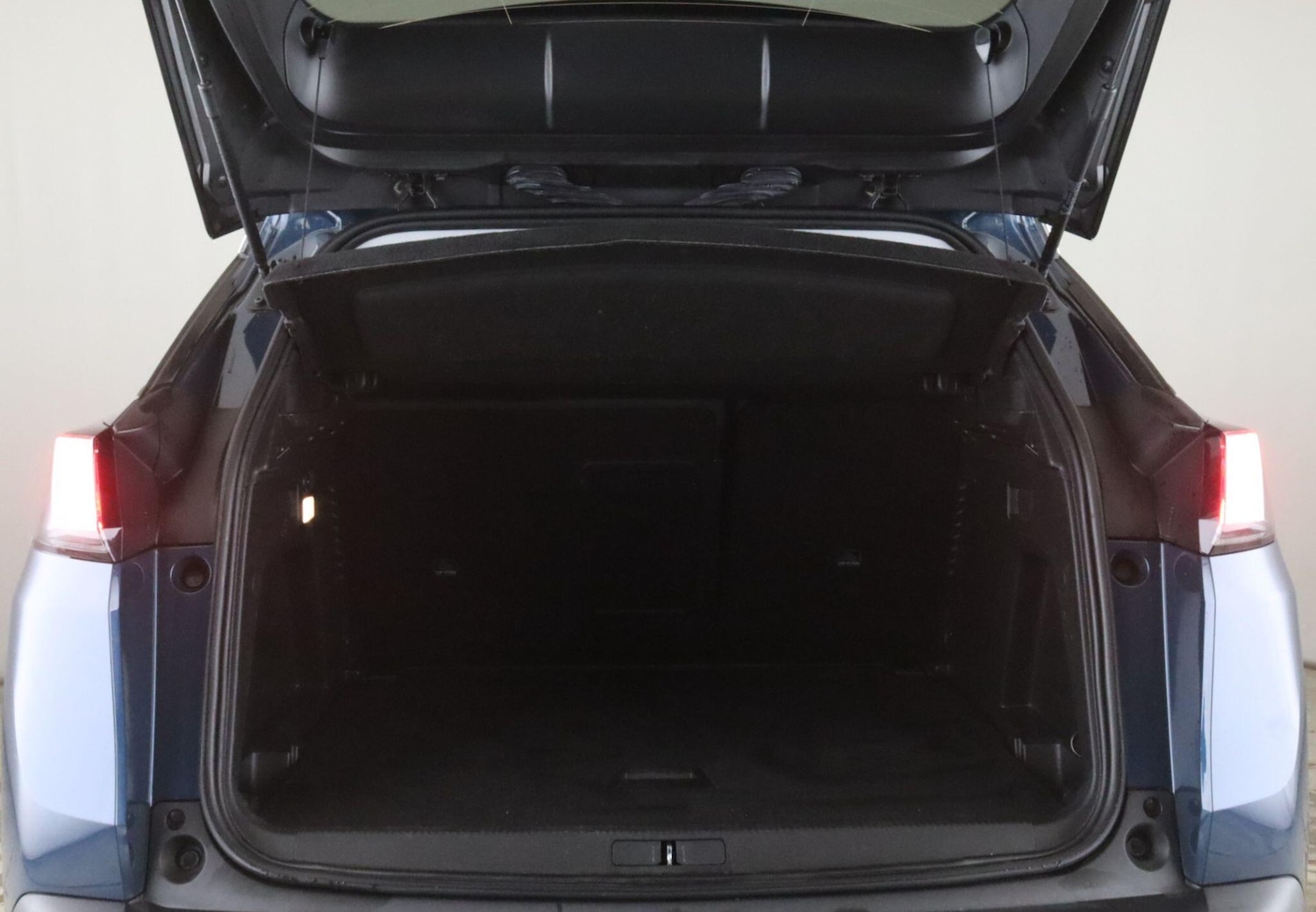 Used Peugeot 3008 2021 for sale - 77074216: Photo 13