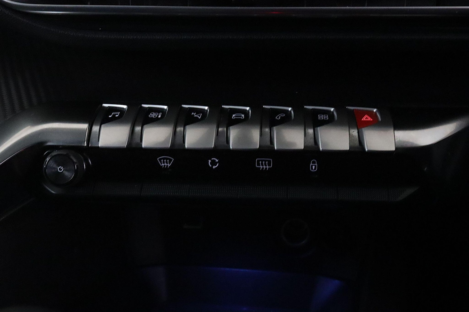 Used Peugeot 3008 2021 for sale - 77074216: Photo 22