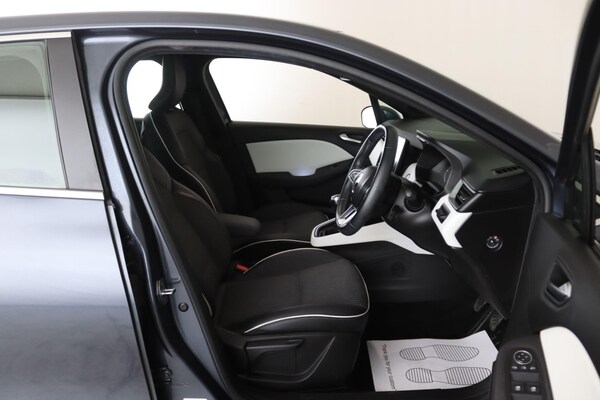 Used Renault Clio 2021 for sale - 76123106: Photo 13
