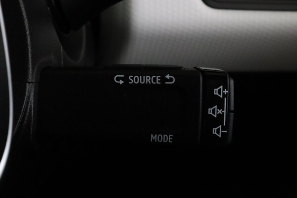 Used Renault Clio 2021 for sale - 76123106: Photo 19