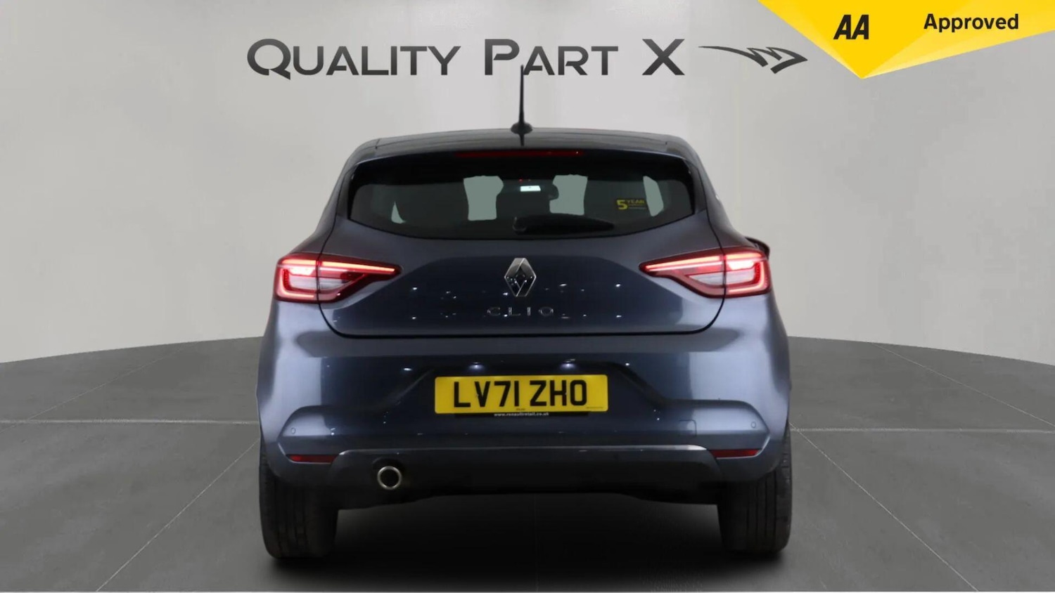 Used Renault Clio 2021 for sale - 76123106: Photo 5