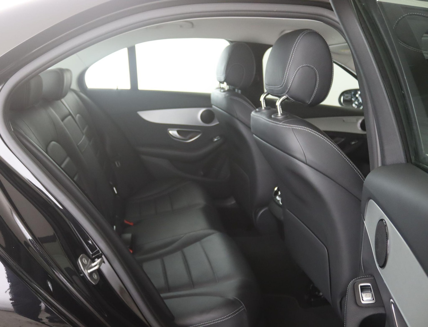 Used Mercedes-Benz C Class 2020 for sale - 77081926: Photo 12