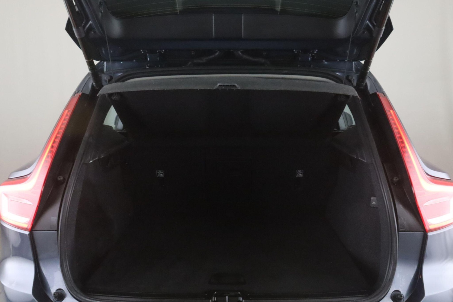 Used Volvo XC40 2020 for sale - 77190922: Photo 14