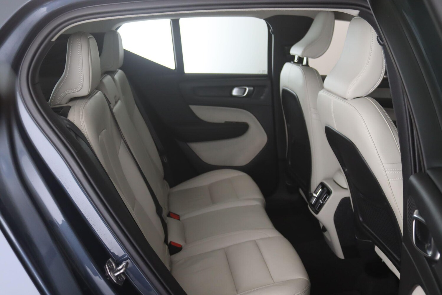 Used Volvo XC40 2020 for sale - 77190922: Photo 16