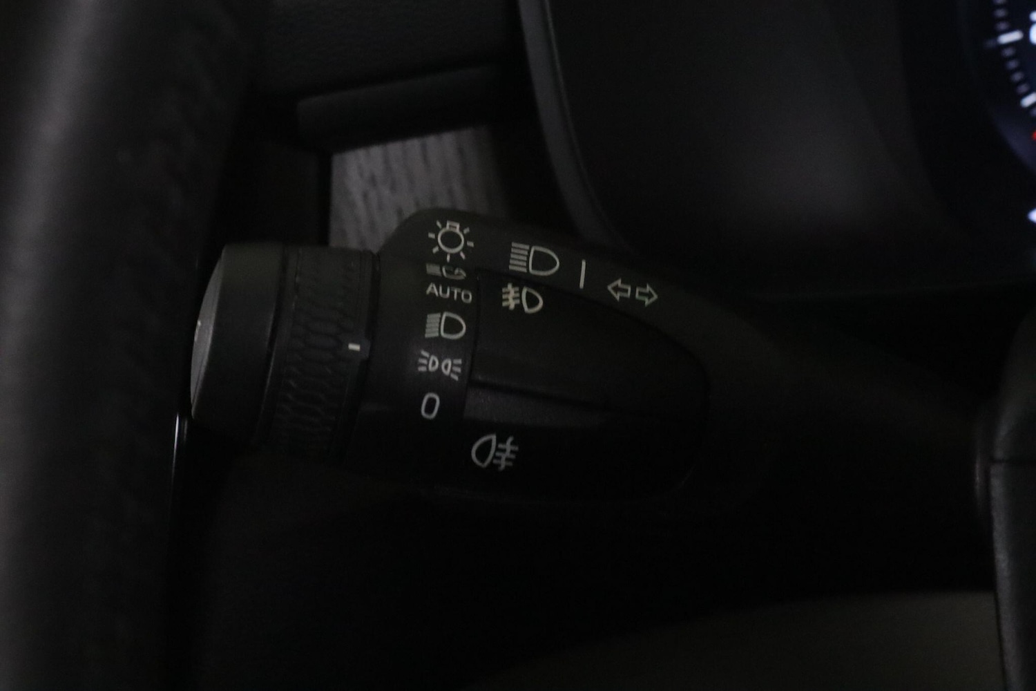 Used Volvo XC40 2020 for sale - 77190922: Photo 24