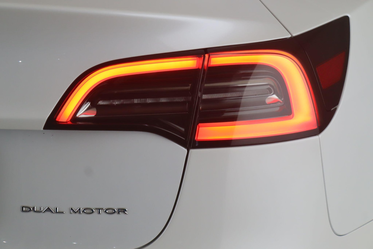 Used Tesla Model 3 2021 for sale - 76899541: Photo 11