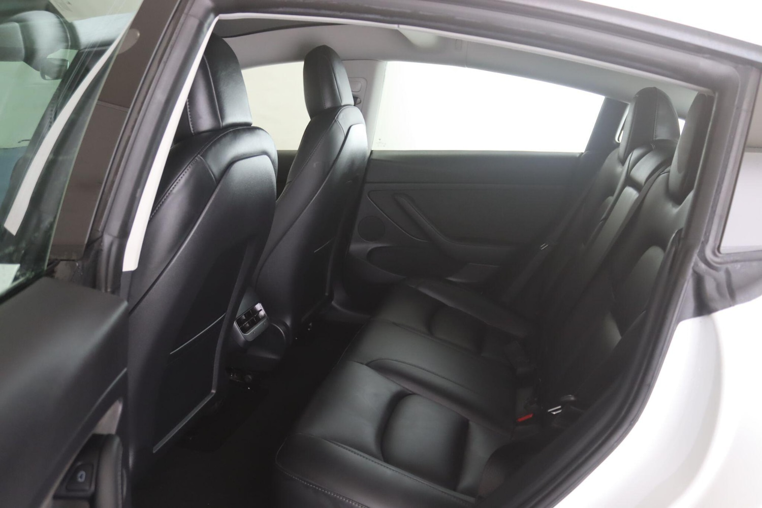 Used Tesla Model 3 2021 for sale - 76899541: Photo 13