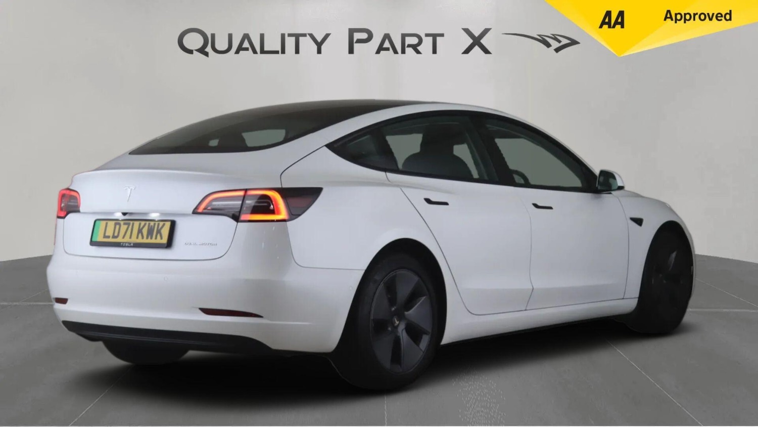 Used Tesla Model 3 2021 for sale - 76899541: Photo 8