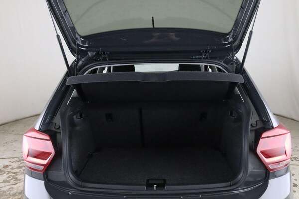Used Volkswagen Polo 2020 for sale - 75990479: Photo 11
