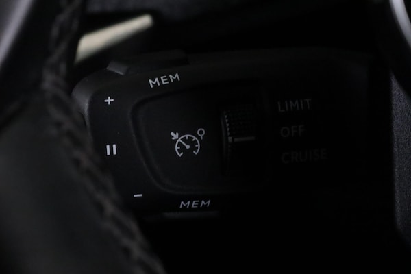 Used Peugeot 3008 2021 for sale - 76042193: Photo 21
