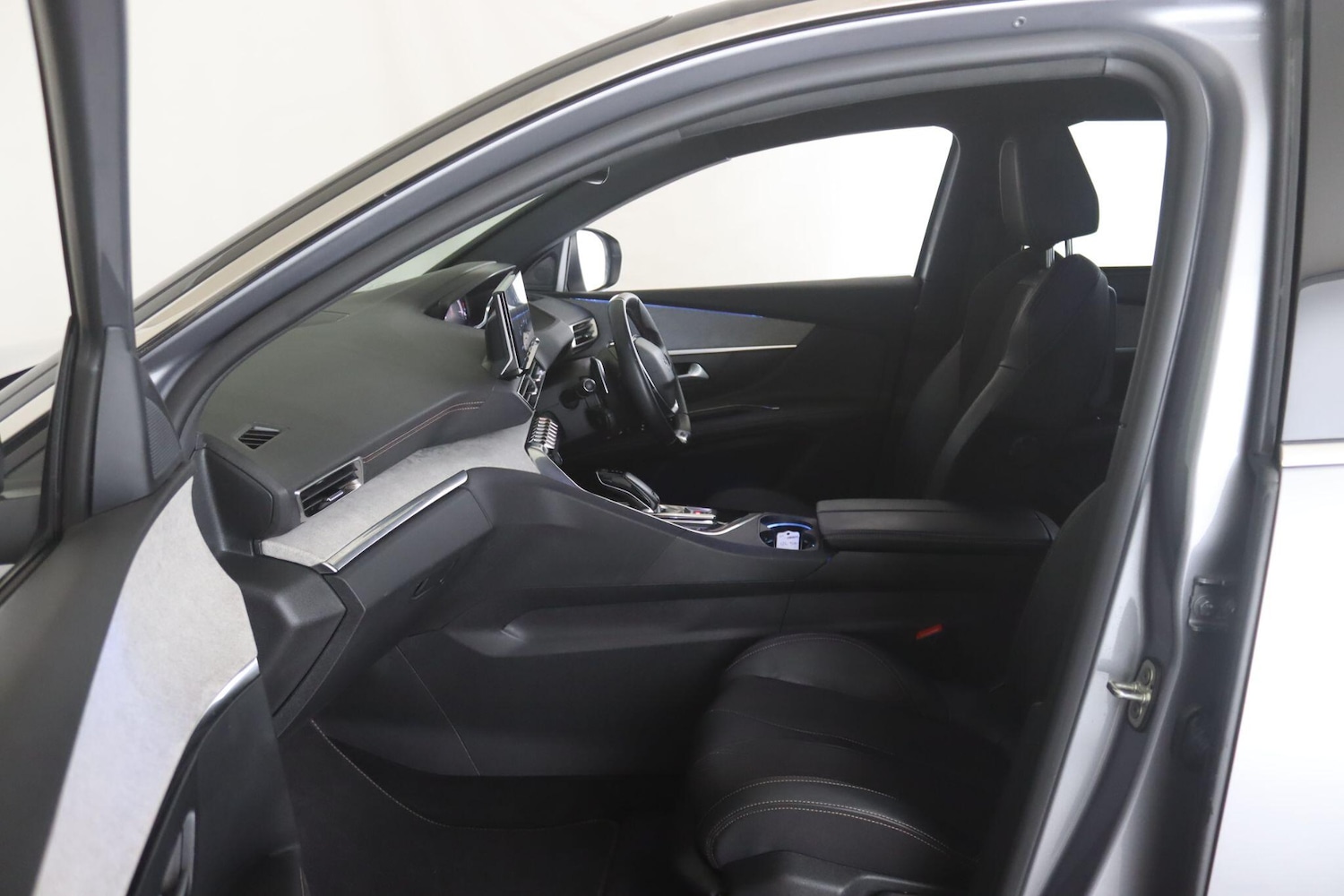 Used Peugeot 5008 2022 for sale - 76899560: Photo 11