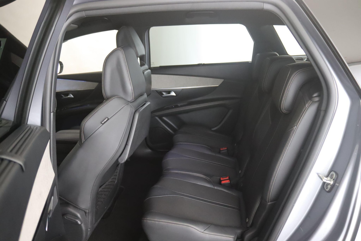 Used Peugeot 5008 2022 for sale - 76899560: Photo 12