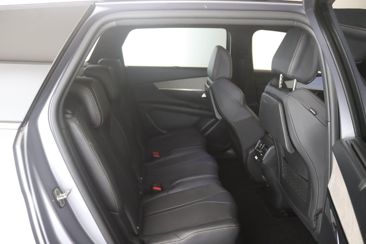 Used Peugeot 5008 2022 for sale - 76899560: Photo 14