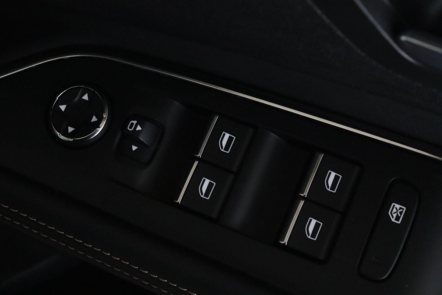 Used Peugeot 5008 2022 for sale - 76899560: Photo 18