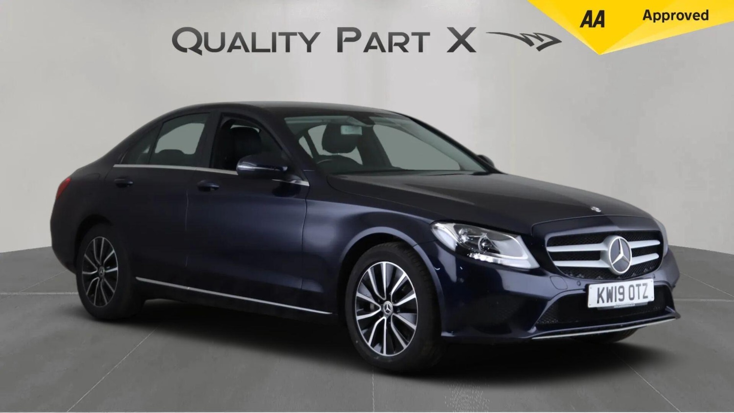 Used Mercedes-Benz C Class 2019 for sale - 76153187: Photo 1