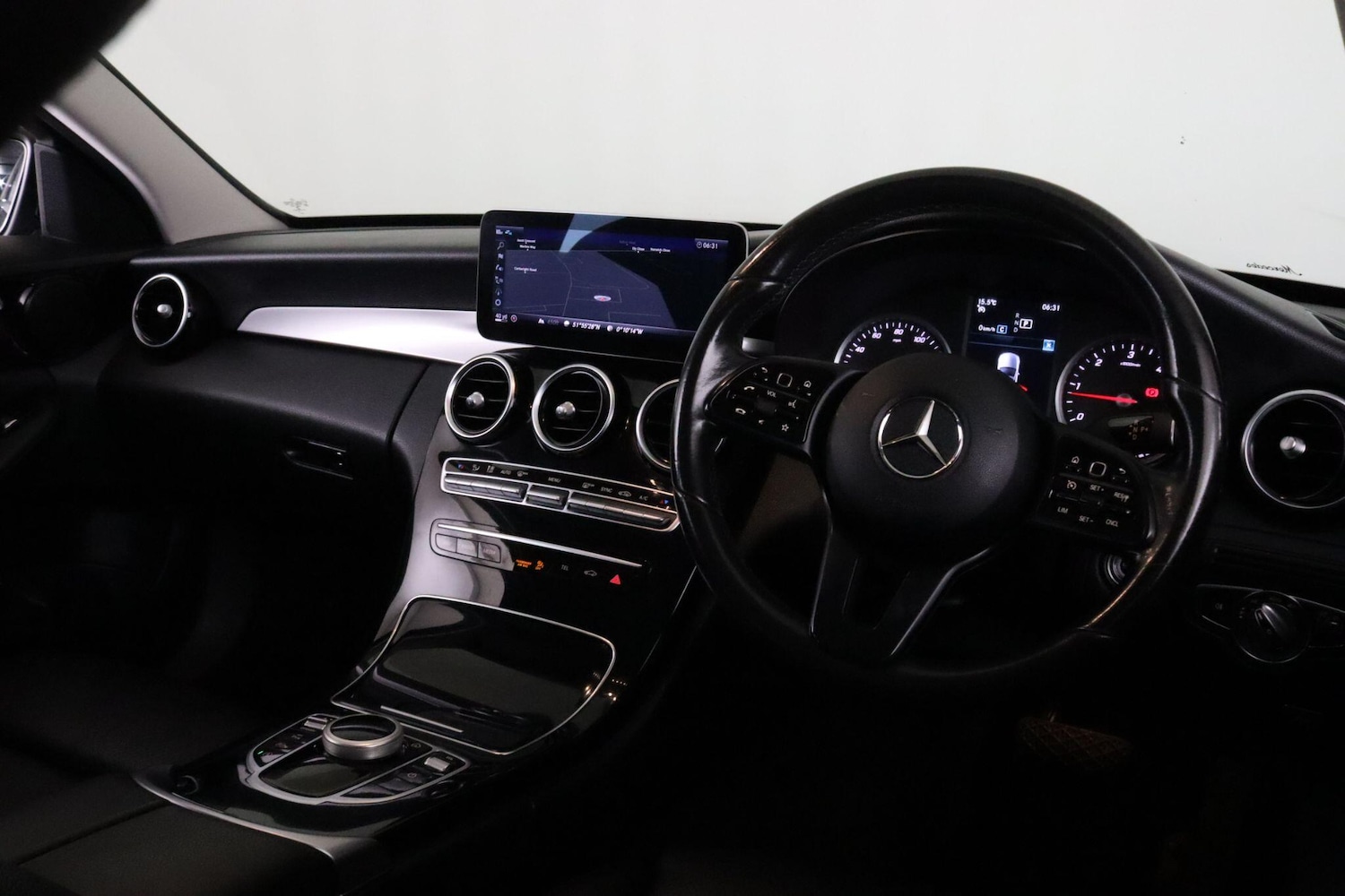 Used Mercedes-Benz C Class 2019 for sale - 76153187: Photo 15