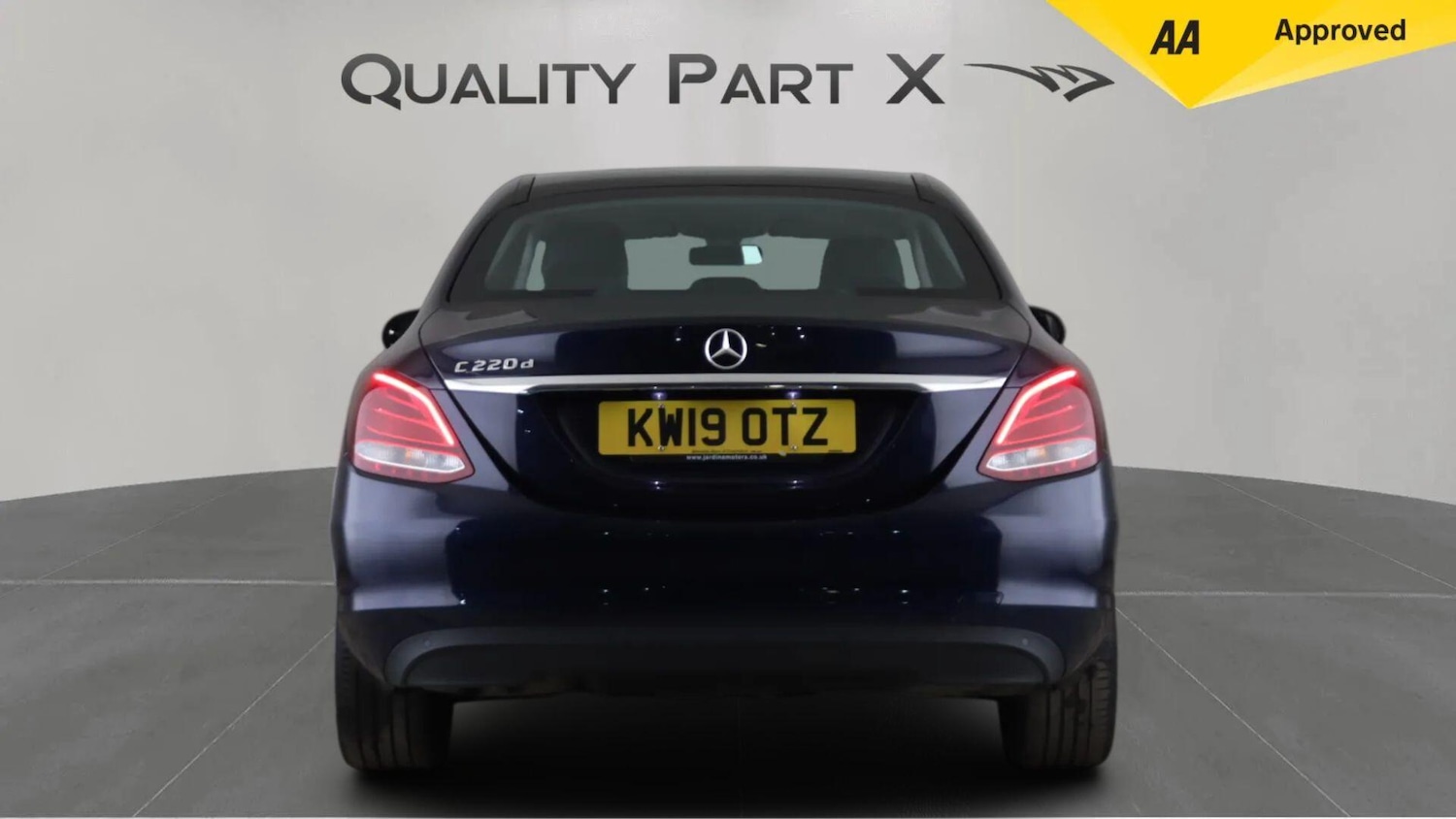 Used Mercedes-Benz C Class 2019 for sale - 76153187: Photo 6