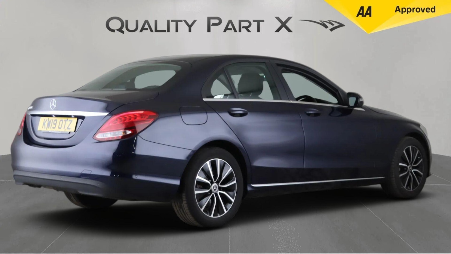 Used Mercedes-Benz C Class 2019 for sale - 76153187: Photo 7