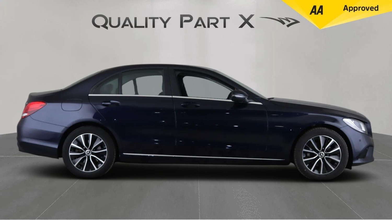 Used Mercedes-Benz C Class 2019 for sale - 76153187: Photo 8