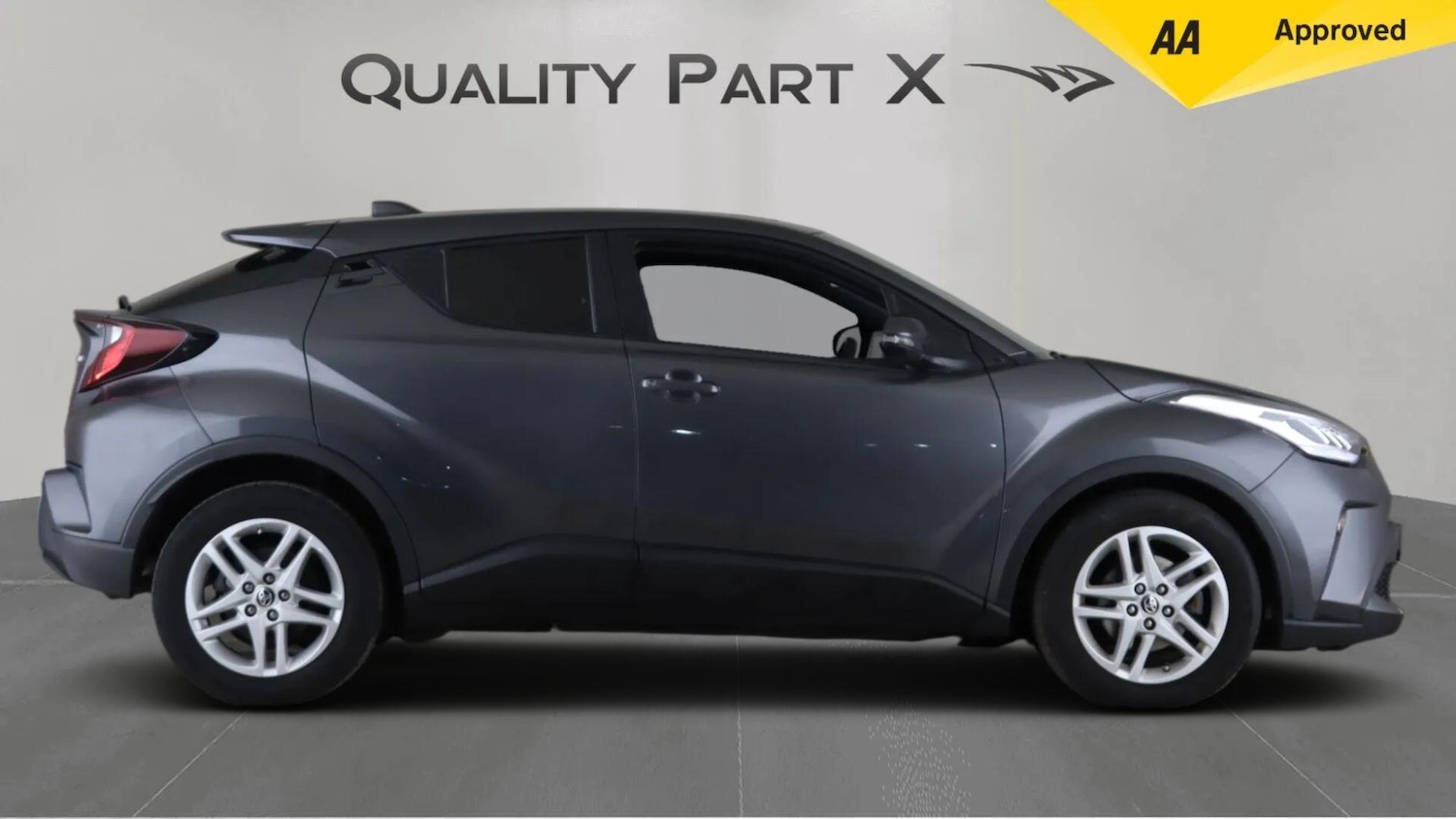 Used Toyota C-HR 2023 for sale - 76083848: Photo 7