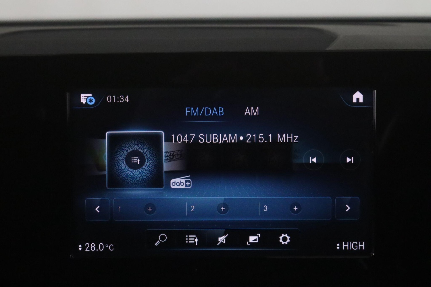 Used Mercedes-Benz GLB 2021 for sale - 77549814: Photo 31