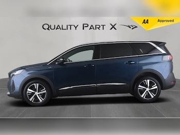 Used Peugeot 5008 2023 for sale - 76899197: Photo